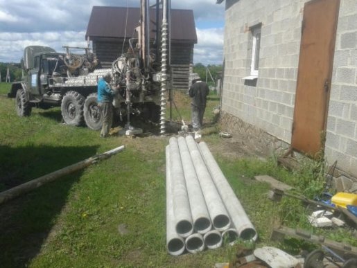 Бурение скважин на воду автомобилем ЗИЛ стоимость услуг и где заказать - Белгород