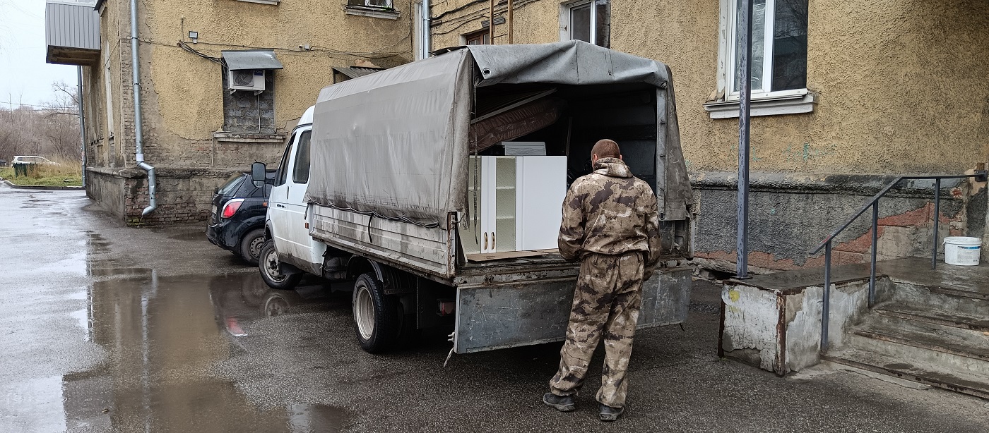 Квартирные перевозки. Погрузка мебели в Газель в Белгородской области